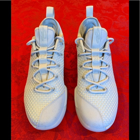 Nike LeBron XIV 14 low light bone 878636–004 shoe - Picture 4 of 8